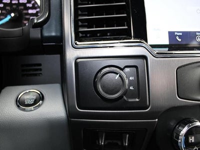 2022 Ford Super Duty F-450 DRW Limited 4WD Crew Cab 8' Box