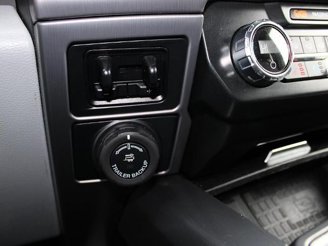 2022 Ford Super Duty F-450 DRW Limited 4WD Crew Cab 8' Box