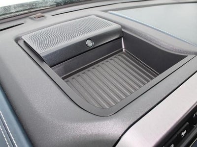 2022 Ford Super Duty F-450 DRW Limited 4WD Crew Cab 8' Box