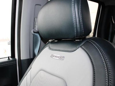 2022 Ford Super Duty F-450 DRW Limited 4WD Crew Cab 8' Box