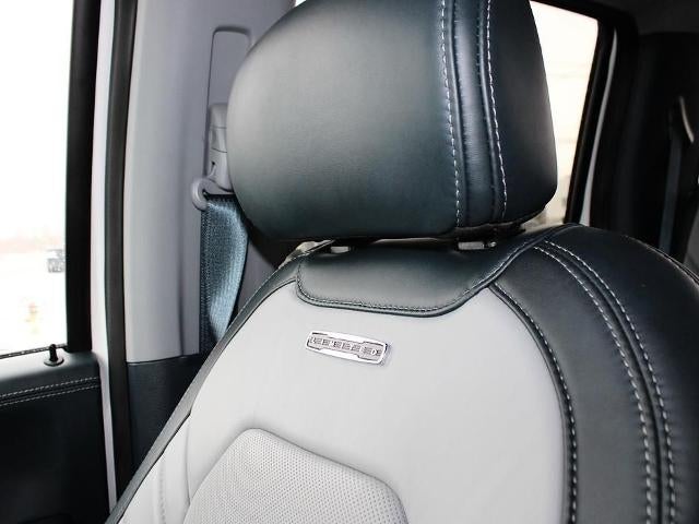 2022 Ford Super Duty F-450 DRW Limited 4WD Crew Cab 8' Box