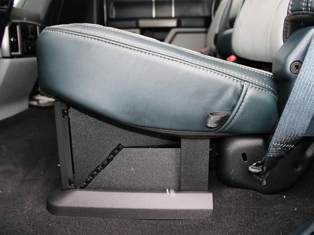 2022 Ford Super Duty F-450 DRW Limited 4WD Crew Cab 8' Box