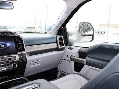 2022 Ford Super Duty F-450 DRW Limited 4WD Crew Cab 8' Box
