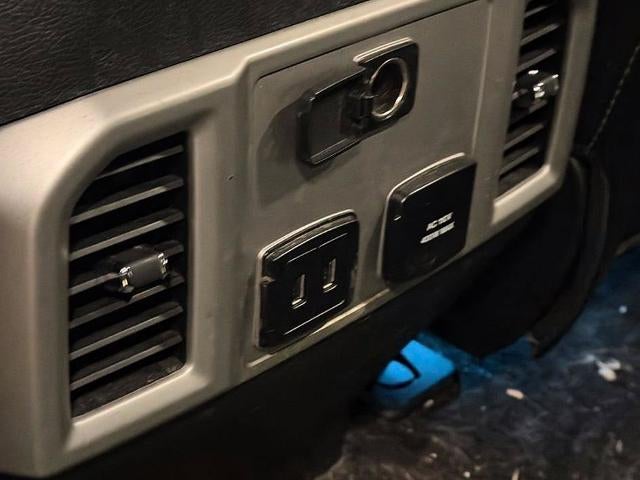 2018 Ford F-150 LARIAT 4WD SuperCrew 5.5' Box
