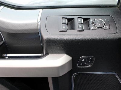 2016 Ford F-150 4WD SuperCrew 5-1/2 Ft Box Lariat