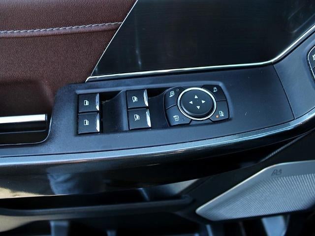 2021 Ford F-150 LARIAT 4WD SuperCrew 5.5' Box