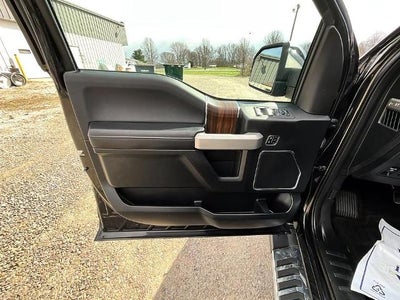 2015 Ford F-150 4WD SuperCrew 5-1/2 Ft Box Lariat