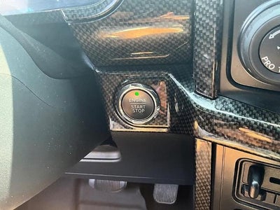 2022 Ford F-150 LARIAT 4WD SuperCrew 5.5' Box