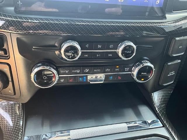 2022 Ford F-150 LARIAT 4WD SuperCrew 5.5' Box