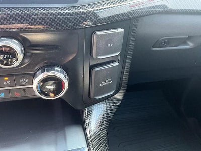 2022 Ford F-150 LARIAT 4WD SuperCrew 5.5' Box