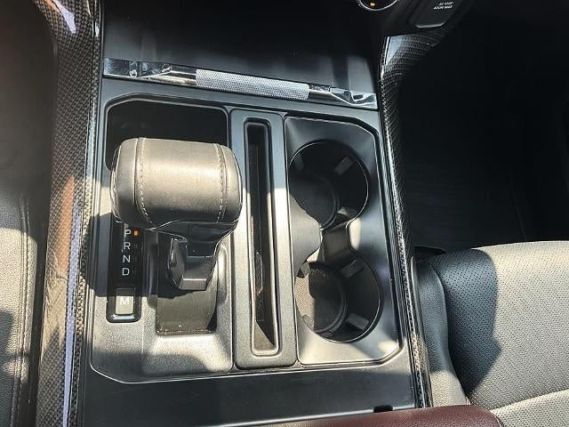 2022 Ford F-150 LARIAT 4WD SuperCrew 5.5' Box