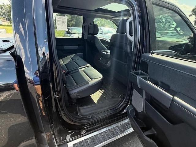 2022 Ford F-150 LARIAT 4WD SuperCrew 5.5' Box