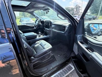 2022 Ford F-150 LARIAT 4WD SuperCrew 5.5' Box
