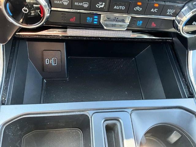 2022 Ford F-150 LARIAT 4WD SuperCrew 5.5' Box