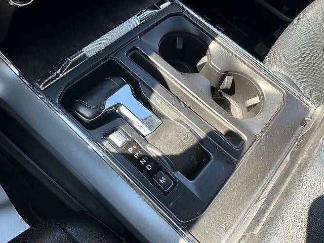 2022 Ford F-150 LARIAT 4WD SuperCrew 5.5' Box