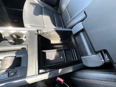 2022 Ford F-150 LARIAT 4WD SuperCrew 5.5' Box
