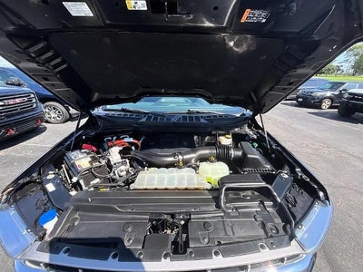 2022 Ford F-150 LARIAT 4WD SuperCrew 5.5' Box
