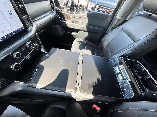 2022 Ford F-150 LARIAT 4WD SuperCrew 5.5' Box