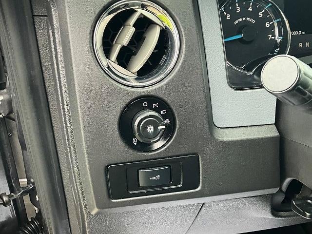 2014 Ford F-150 4WD SuperCrew 5-1/2 Ft Box XLT
