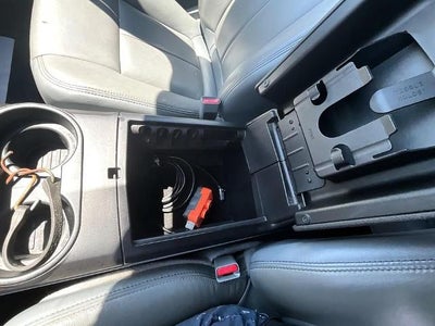 2014 Ford F-150 4WD SuperCrew 5-1/2 Ft Box XLT