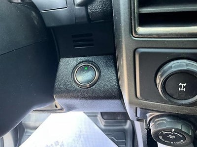2017 Ford F-150 Raptor 4WD SuperCrew 5.5' Box