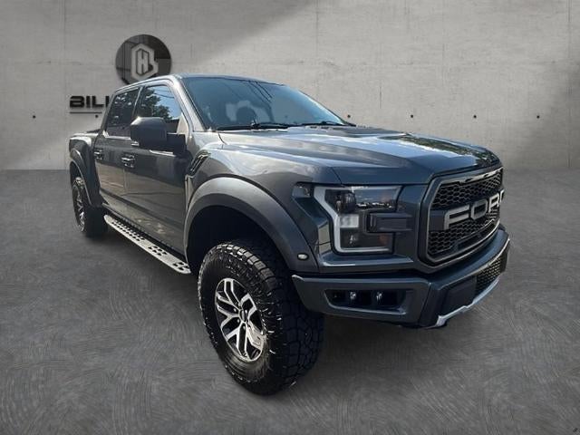 2017 Ford F-150 Raptor 4WD SuperCrew 5.5' Box