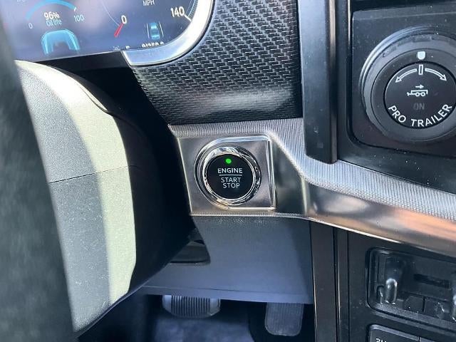 2023 Ford F-150 Raptor 4WD SuperCrew 5.5' Box