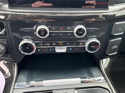 2025 Ford F-150 LARIAT 4WD SuperCrew 5.5' Box