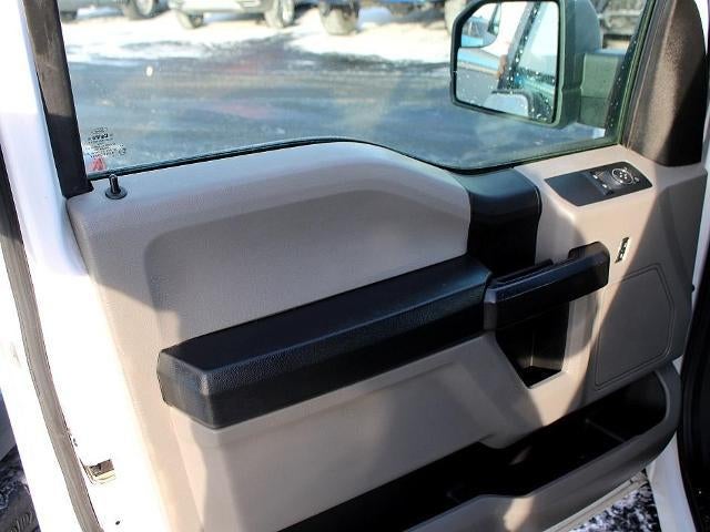 2015 Ford F-150 2WD Regular Cab 6-1/2 Ft Box XL