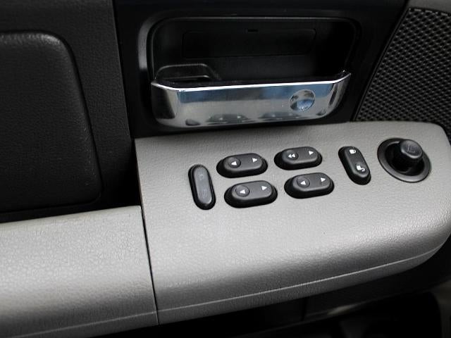 2006 Ford F-150 4WD SuperCrew Styleside 5-1/2 Ft Box XLT