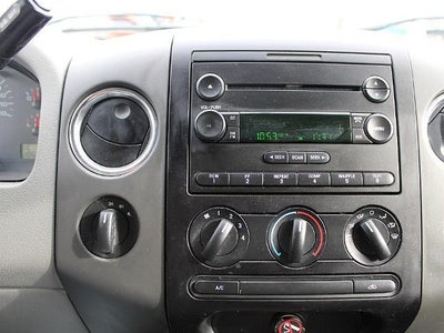 2006 Ford F-150 4WD SuperCrew Styleside 5-1/2 Ft Box XLT