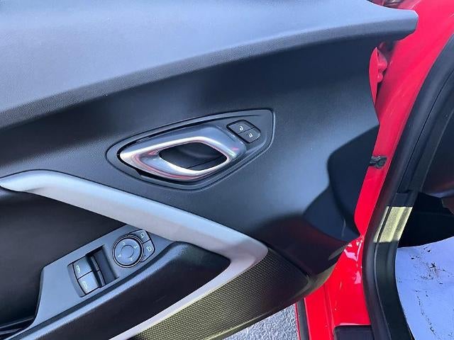 2019 Chevrolet Camaro 2dr Coupe 1SS