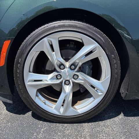 2020 Chevrolet Camaro 2dr Coupe LT1