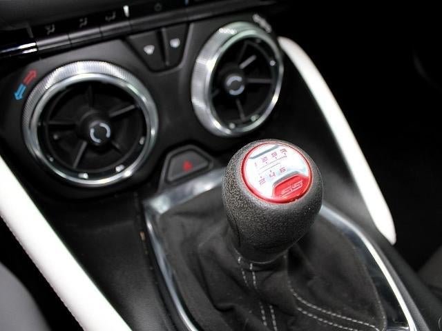 2019 Chevrolet Camaro 2dr Coupe 1SS