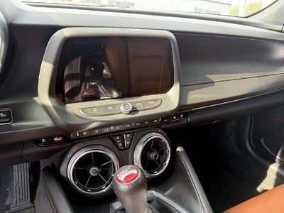 2017 Chevrolet Camaro 2dr Coupe 2SS