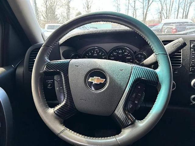 2011 Chevrolet Silverado 2500 HD Crew Cab Standard Box 4-Wheel Drive LT