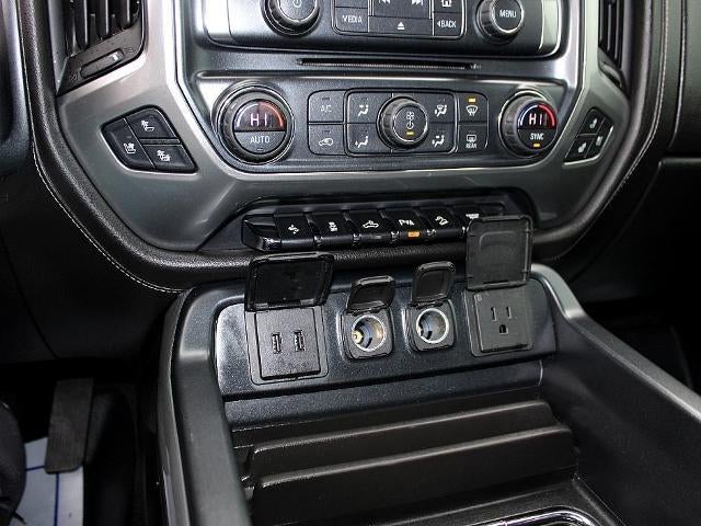 2017 Chevrolet Silverado 3500 HD Crew Cab Long Box 4-Wheel Drive LTZ