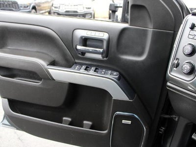 2017 Chevrolet Silverado 3500 HD Crew Cab Long Box 4-Wheel Drive LTZ