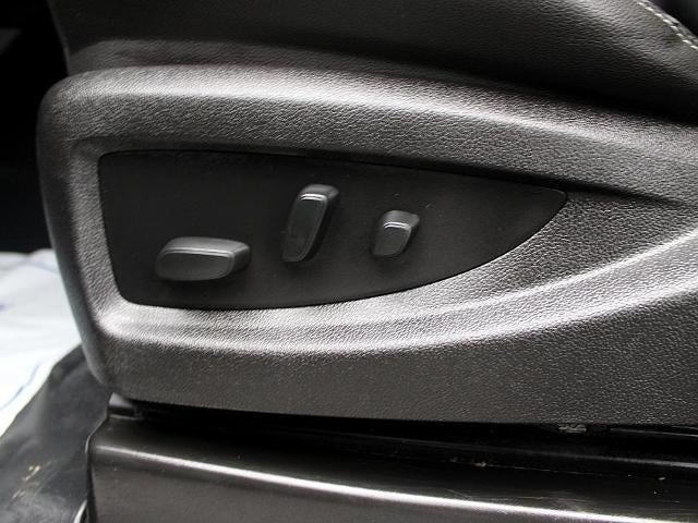 2017 Chevrolet Silverado 3500 HD Crew Cab Long Box 4-Wheel Drive LTZ