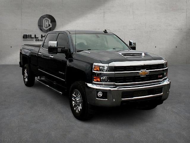 2017 Chevrolet Silverado 3500 HD Crew Cab Long Box 4-Wheel Drive LTZ
