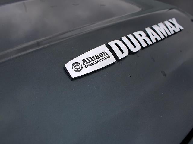 2017 Chevrolet Silverado 3500 HD Crew Cab Long Box 4-Wheel Drive LTZ