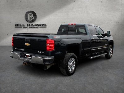 2017 Chevrolet Silverado 3500 HD Crew Cab Long Box 4-Wheel Drive LTZ