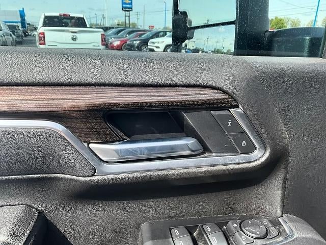 2026 Chevrolet Silverado 3500 HD Crew Cab Long Box 4-Wheel Drive LT