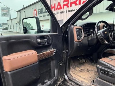 2021 Chevrolet Silverado 3500 HD Crew Cab Long Box 4-Wheel Drive High Country