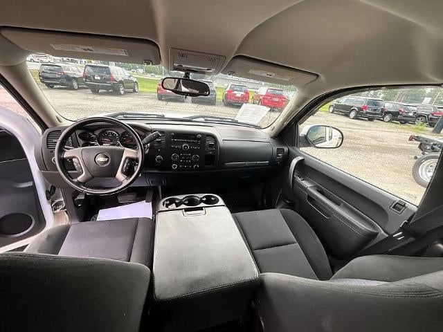 2011 Chevrolet Silverado 1500 Extended Cab Standard Box 4-Wheel Drive LT