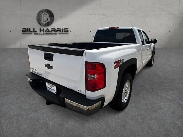 2011 Chevrolet Silverado 1500 Extended Cab Standard Box 4-Wheel Drive LT