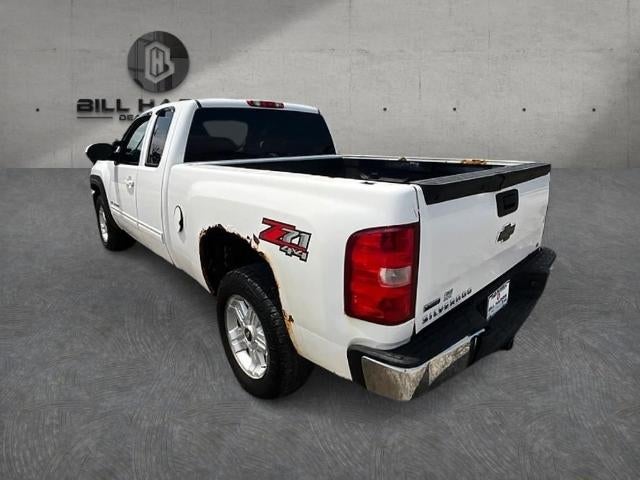2011 Chevrolet Silverado 1500 Extended Cab Standard Box 4-Wheel Drive LT