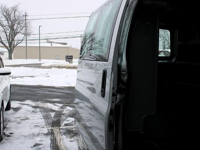 2018 Chevrolet Express Cargo Van 2500 Regular Wheelbase Rear-Wheel Drive