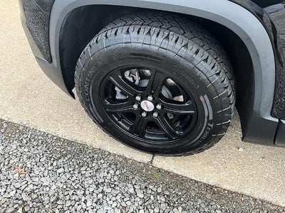 2023 GMC Acadia AWD AT4