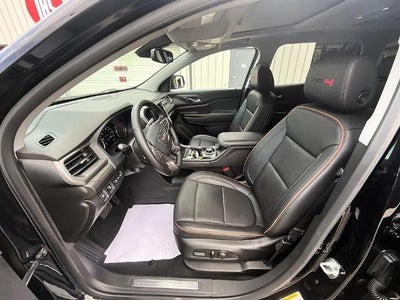 2023 GMC Acadia AWD AT4